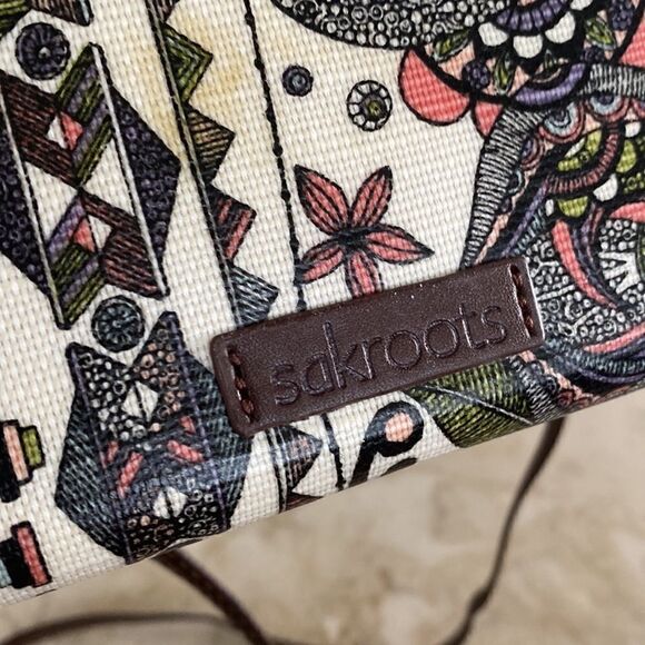 Sakroots Geometric Spirit Desert Owl Smartphone Crossbody Purse - Picture 7 of 16